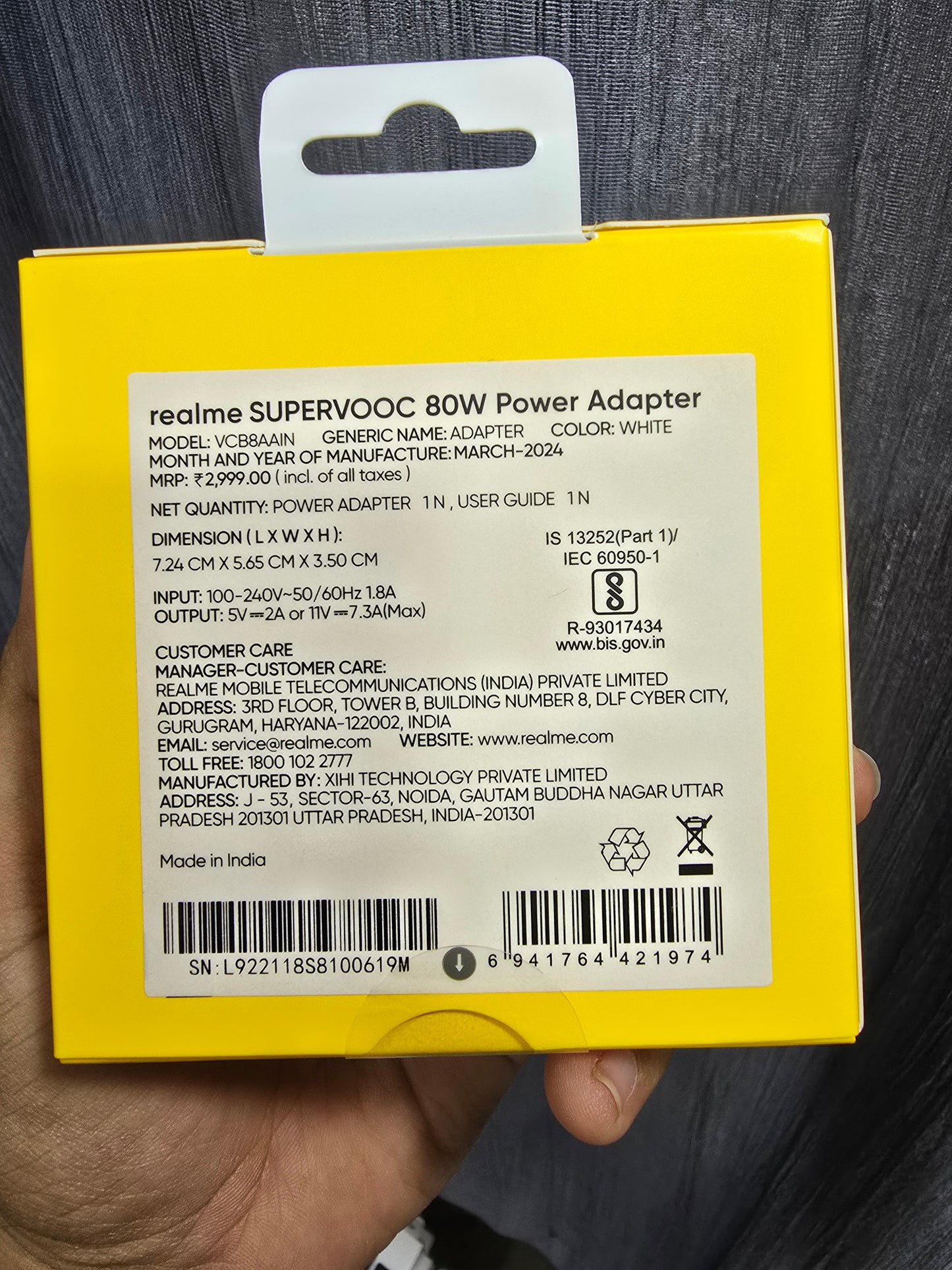 Realme SUPERVOOC 80W Power Adapter