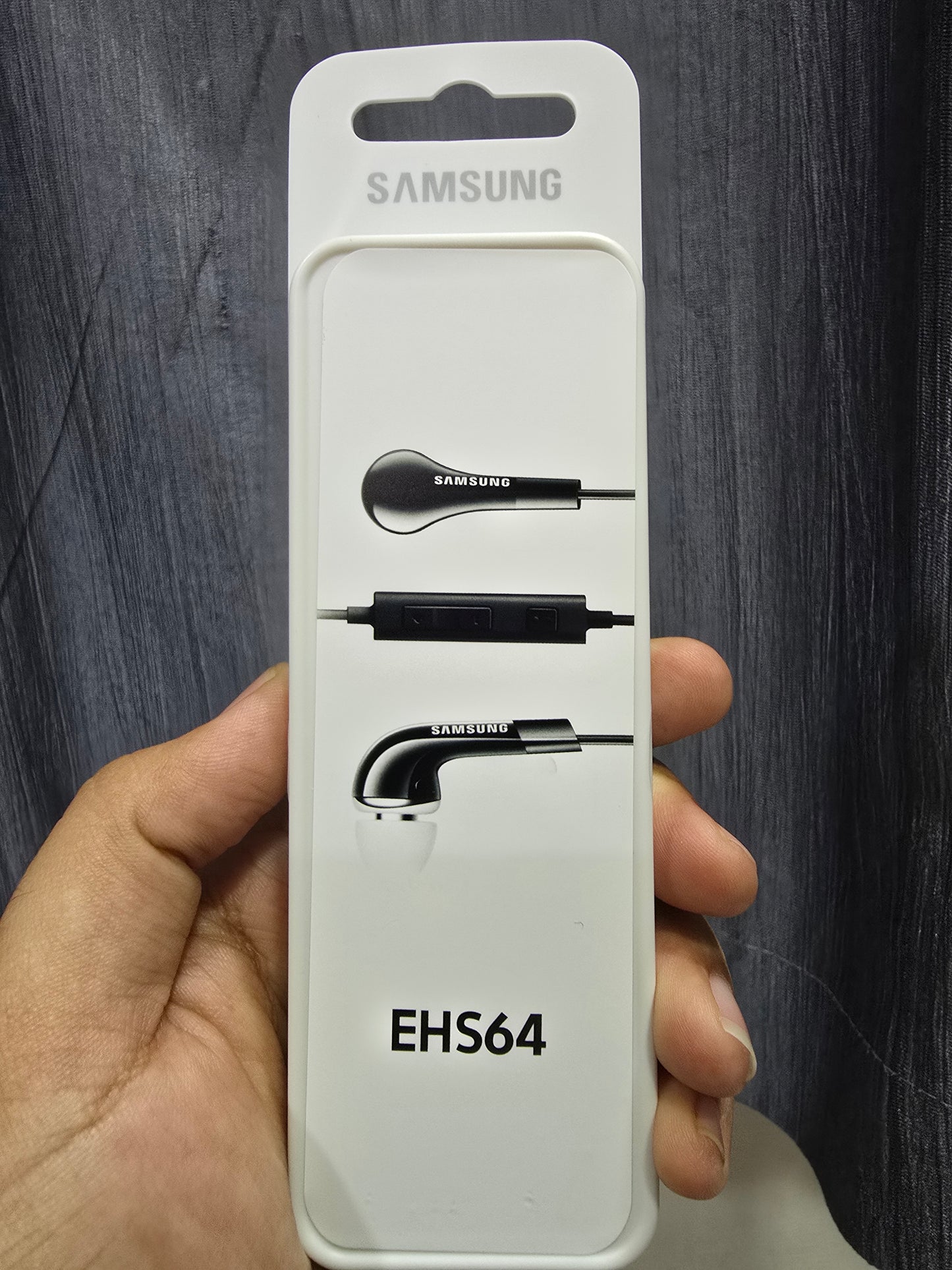 Samsung EHS64 Wired Earphone With 3.5mm jack
